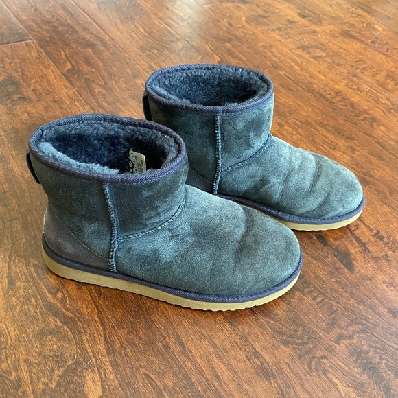 UGG Classic Mini Boots Suede Grey Size W7 - Picture 3 of 12